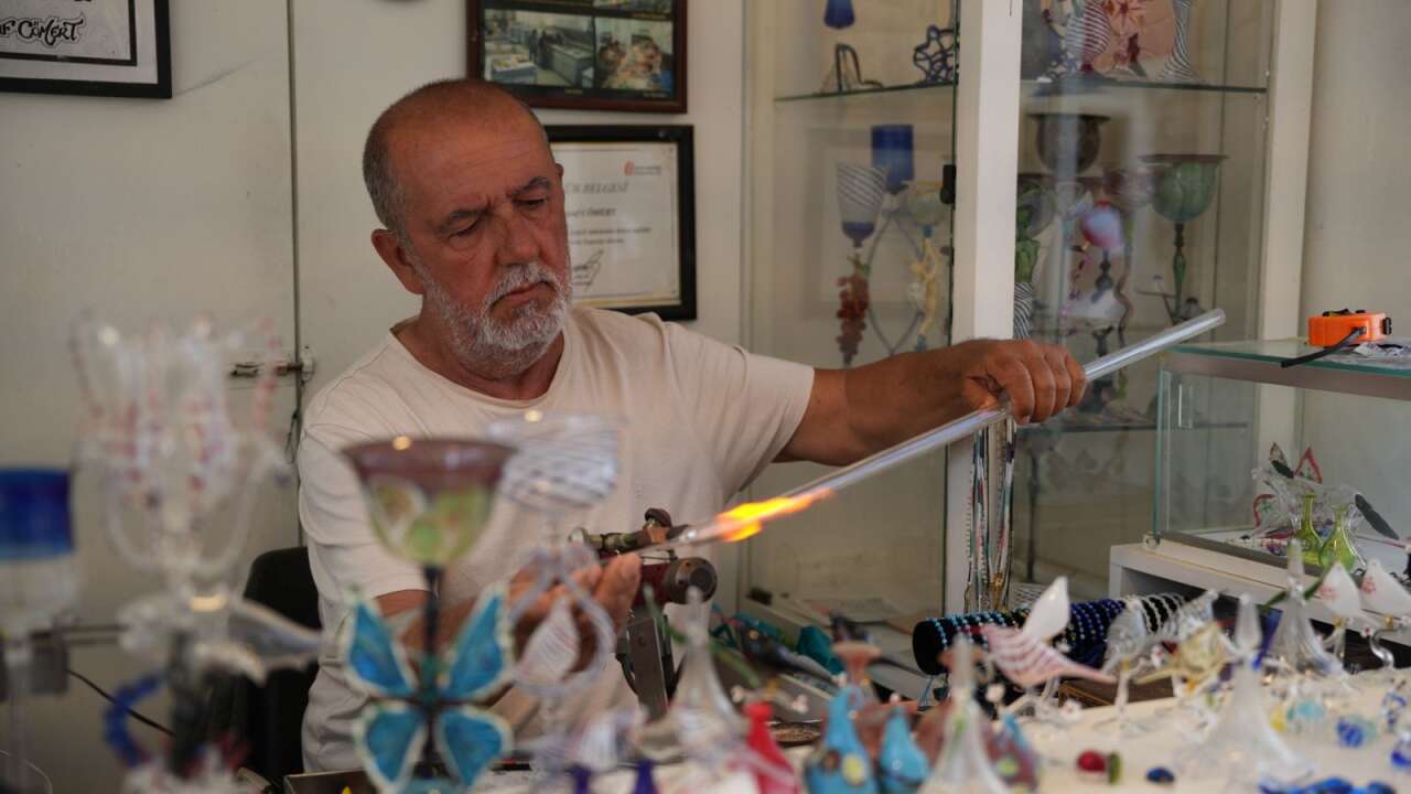 40 Ülkede Türkiye’yi Temsil Eden Cam Sanatçısı Nasuf Cömert’ten Başkan Aras’a Çağrı 6